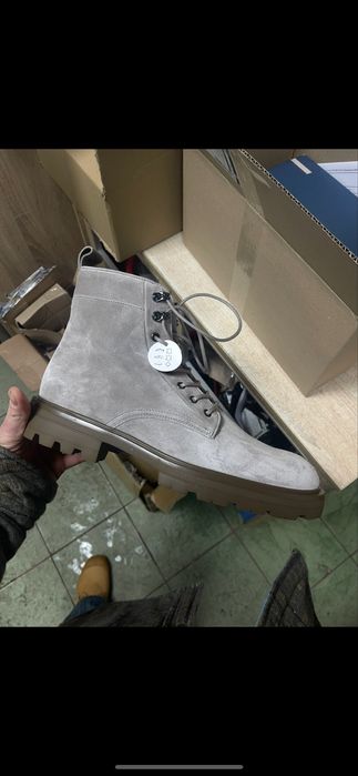 Черевики  Hogan замшеві 44 розмір оригінал