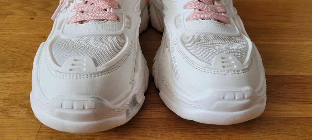 Buty sportowe białe 37 DeeZee