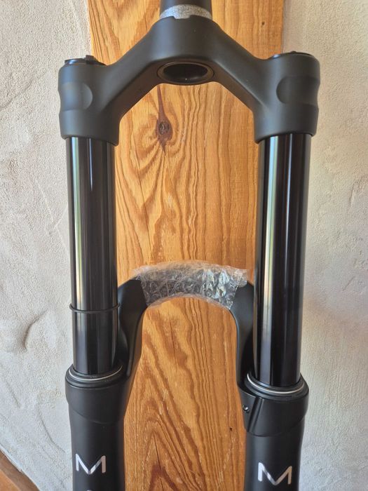 Manitou Mezzer Expert 27,5" 180mm boost tapered