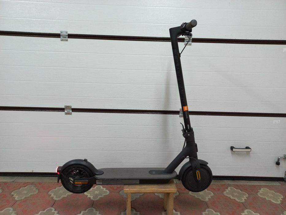 Електросамокат Xiaomi Mi