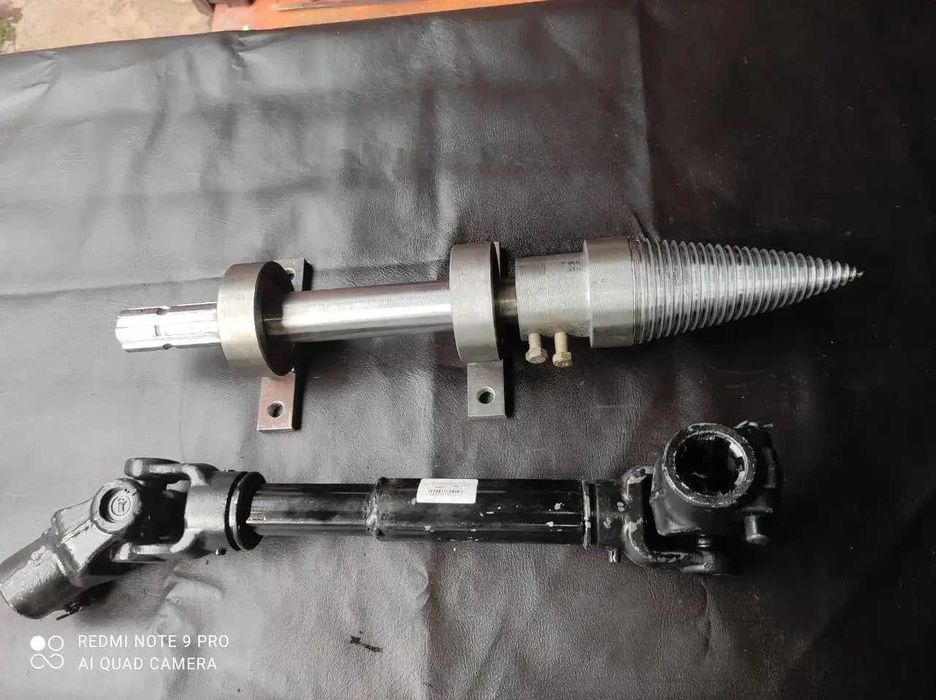 Тракторний дровокол із карданом 60 см (конус 90 мм)