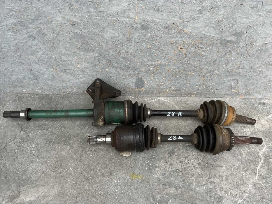 Полуось ШРУС Приводной вал Nissan Almera N16 2.2 DI