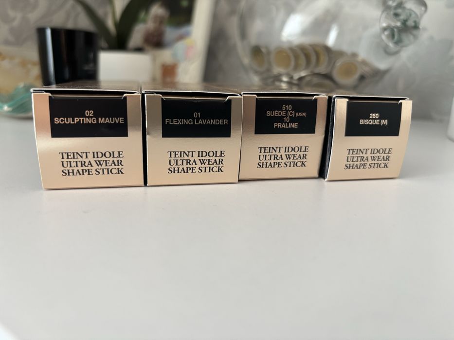 Rozświetlacz w sztyfcie Lancome Teint Idole Ultra Wear
