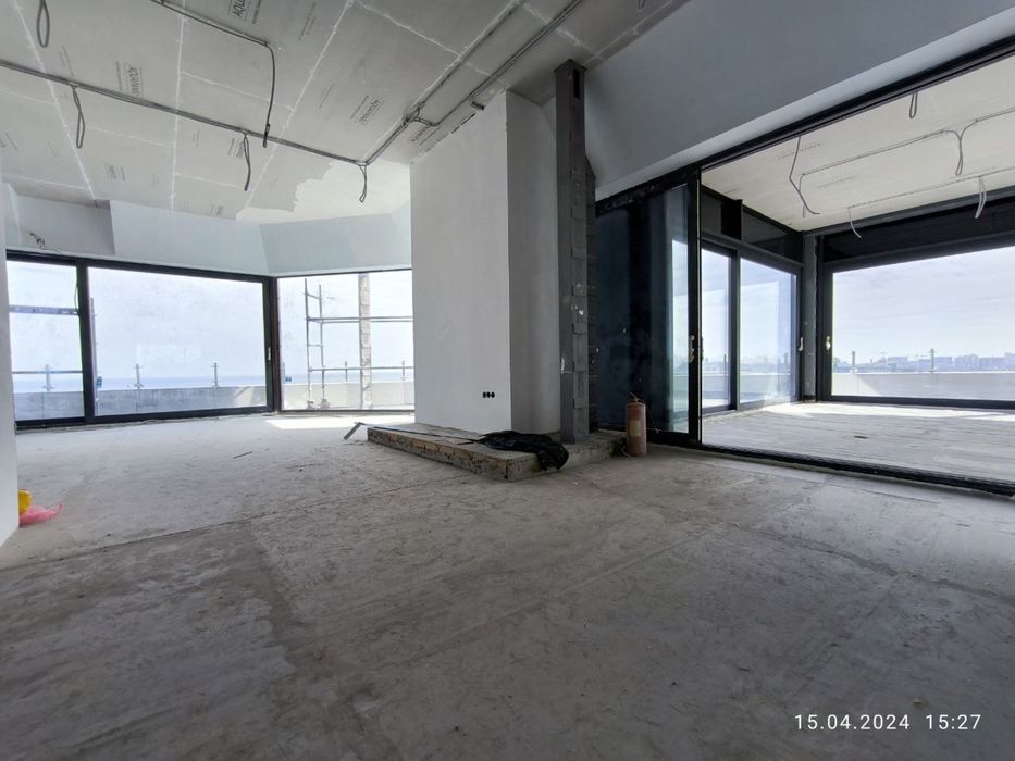 Пентхаус под офис. Ланжерон. 300 кв.м. Вид на море. Убежище.