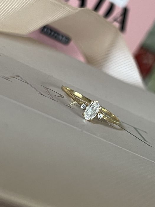 Apart piękny Złoty 14k pierścionek Premium,cyrkonie 17,5 mm