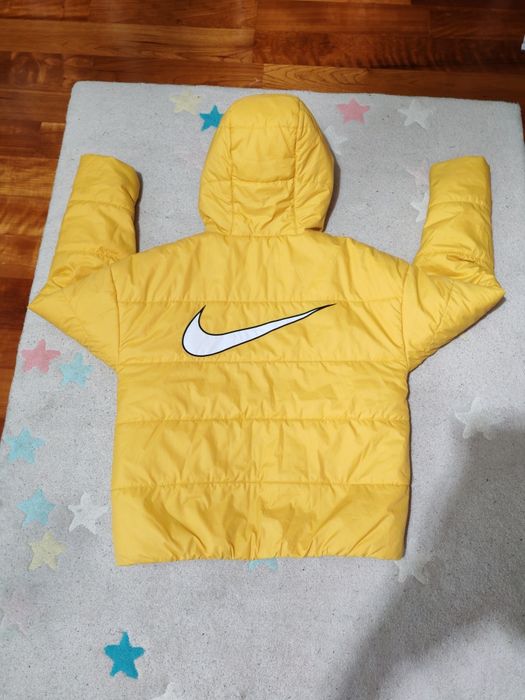 Casaco Puffer da Nike Amarelo