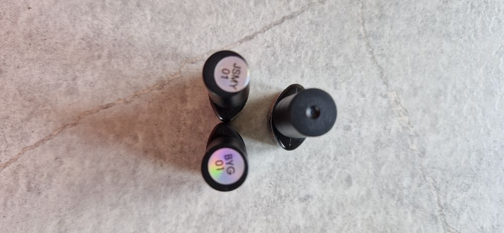 Nowe lakiery żelowe do paznokci pod lampę