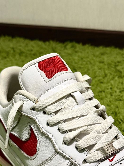 Nike Air Force 1 Low Evo у кольорі "White University Red"