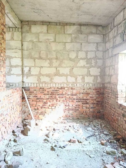 Продам Недобудову Крошня дачний масив
