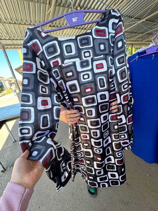 Жіноча сукня, в хорошому стані