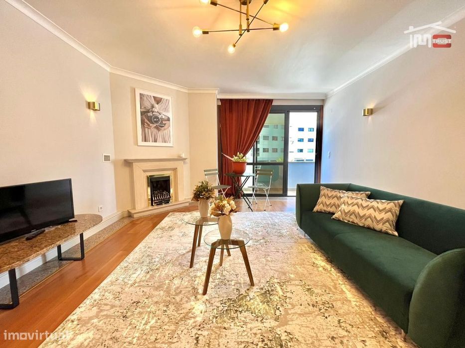 Apartamento T2 Parque das Nações - Varanda e Vista rio coz/equip