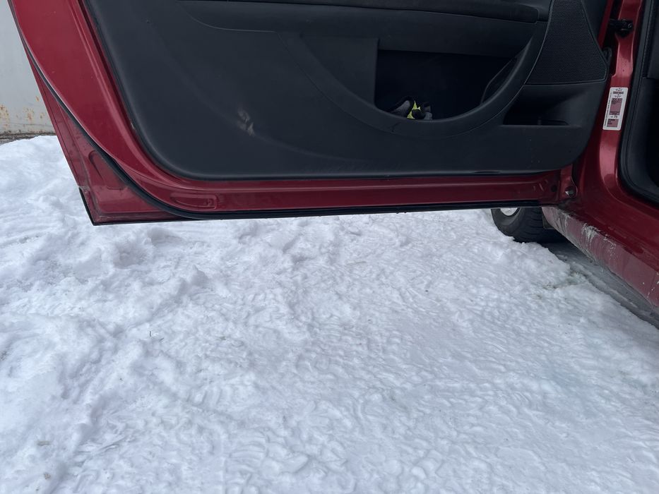 Продам власний автомобіль.