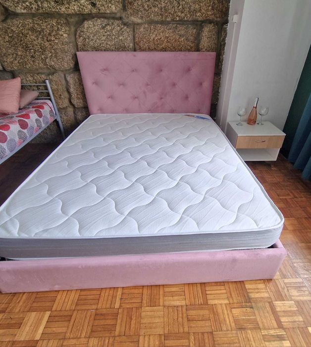 Camas de Casal Estofadas de Luxo 199€ Disp. em Várias Cores! 190x140m!