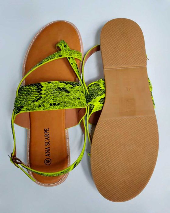 Нові в коробці сандалі босоніжки-сланці Ana Scarpe устілка 25,5-26 см