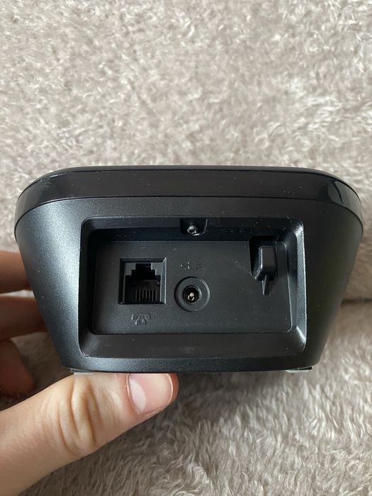 Telefon stacjonarny dla seniora MC6800 z podświetlaną klawiturą
