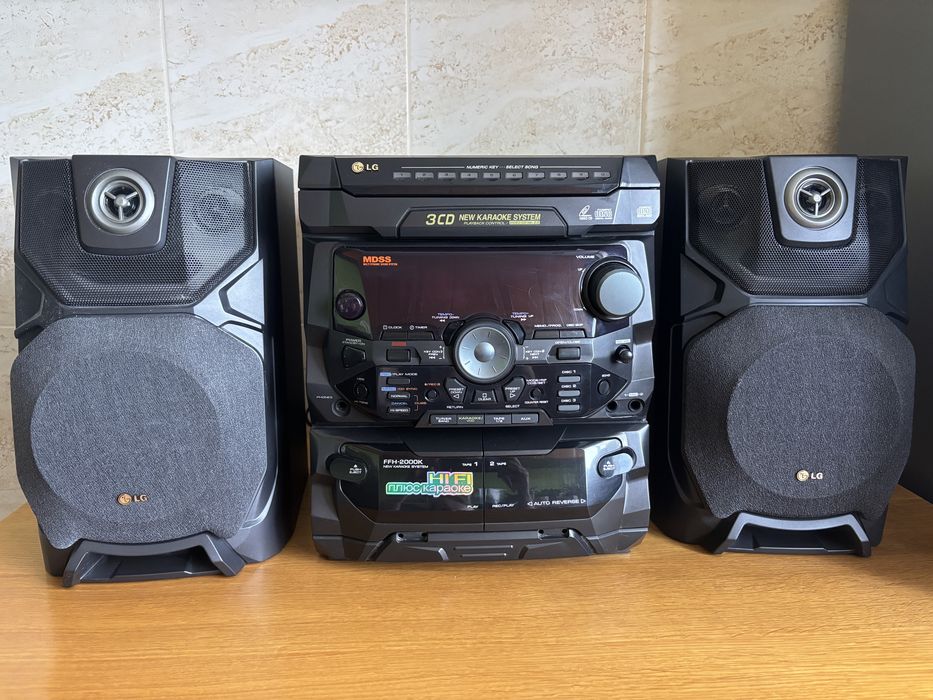 Музичний центр LG FFH-2000K з караоке