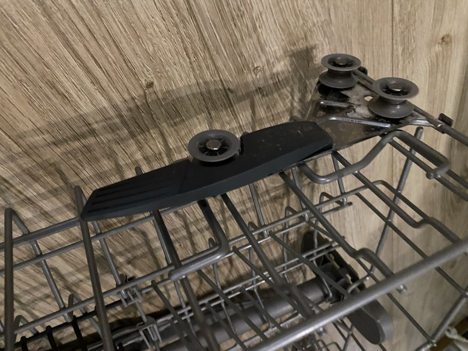 Kosz na naczynia górny do zmywarki Siemens