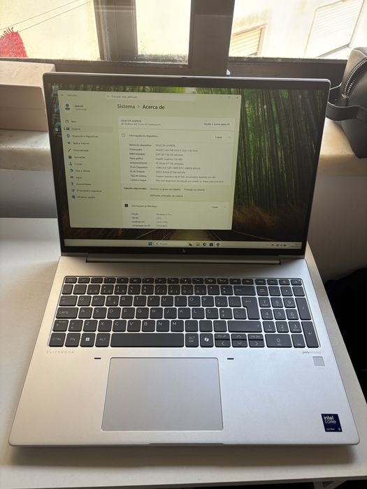Portátil HP ProBook 460 G11 16" (Intel Core Ultra 5 | 8GB RAM | 512GB SSD) – Como Novo!