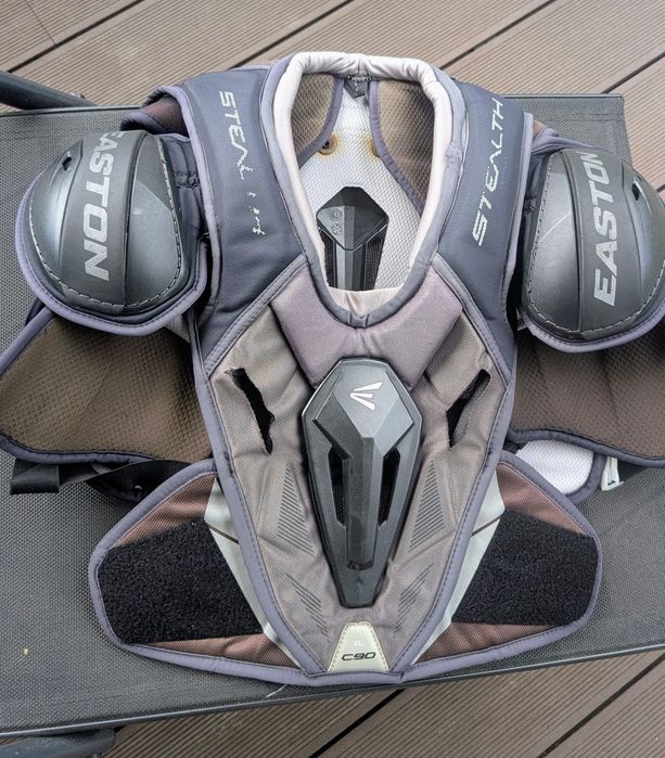 naramienniki hokejowe Easton Stealth C9.0 – Rozmiar