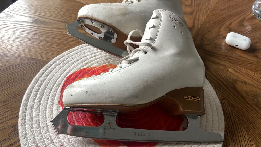 Sprzedam łyżwy rozmiar 35-36 Edea Overture 24.0 z płożą Ultima Mark IV