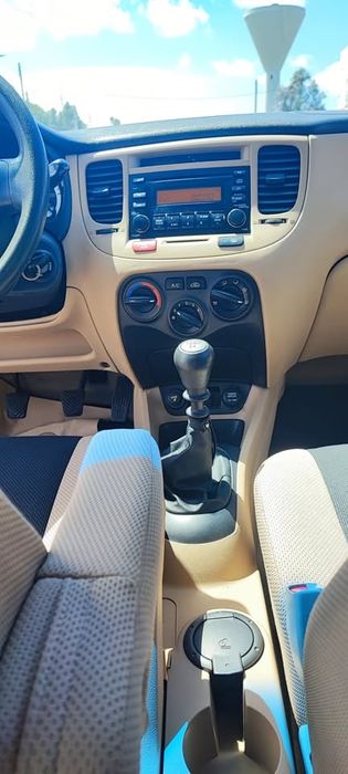*Kia Rio1.4 Gasolina/GPL