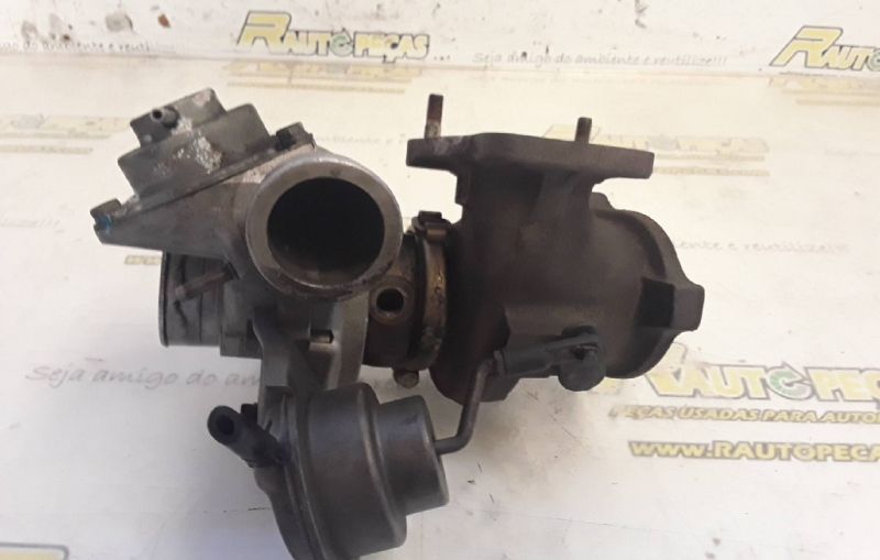 Turbo - VOLVO V40 Combi (645) | 95 - 04