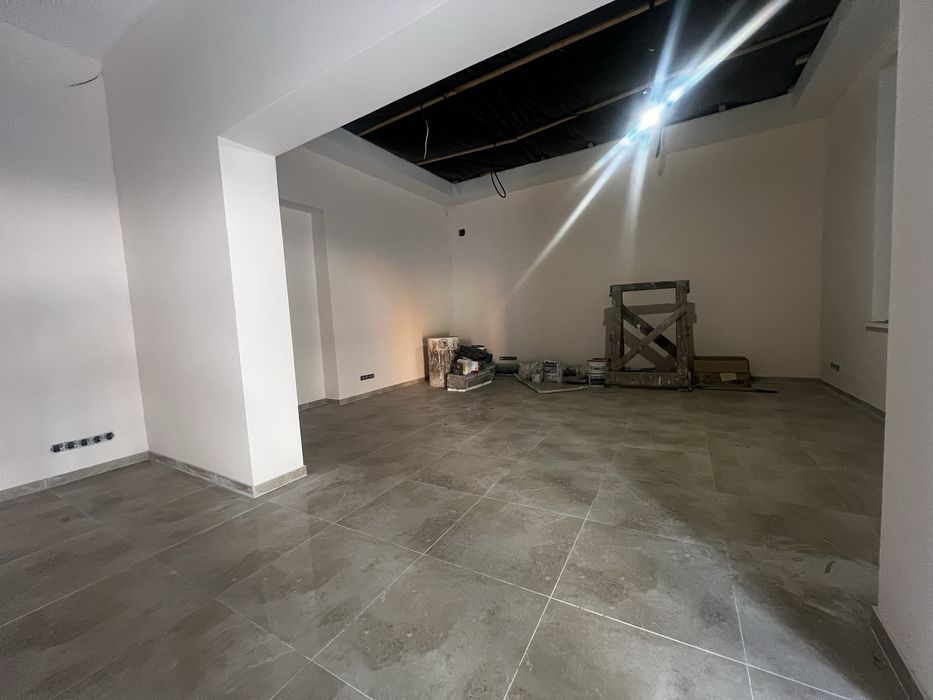 Здам приміщення вул. І. Франка