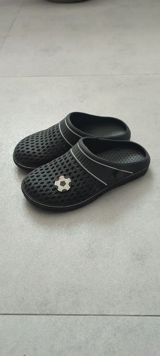 Croksy buty ogrodowe gumowe klapki do wody na basen rozm. 34