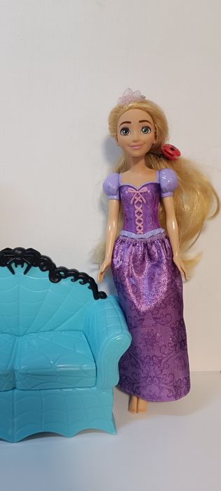 Куклы  Рапунцель Mattel Disney Princess и диван Кафетерий (Coffin Bean