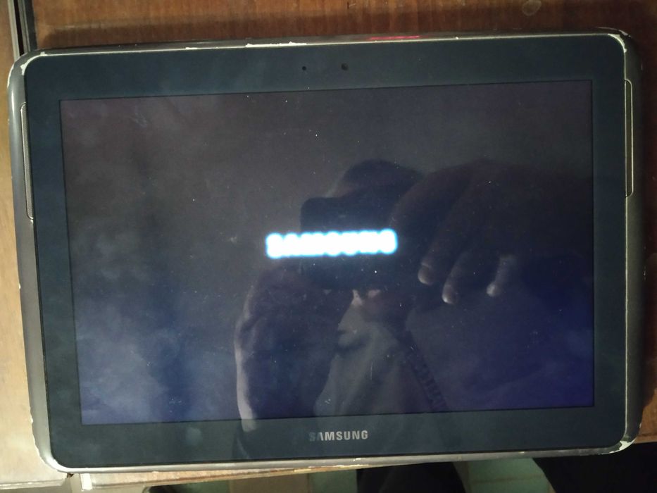 Планшет Samsung GT-N8010