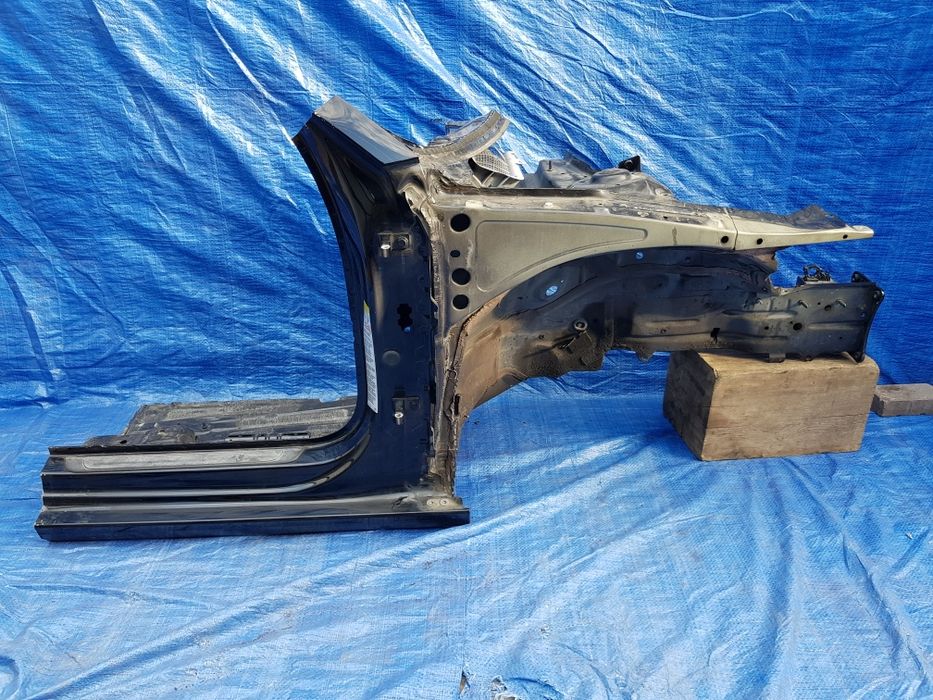 ĆWIARTKA przednia prawa podłużnica AUDI A3 S3 8V 8V5 SEDAN prawy przód