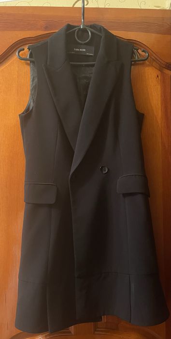 Сукні-піджак чорна Zara