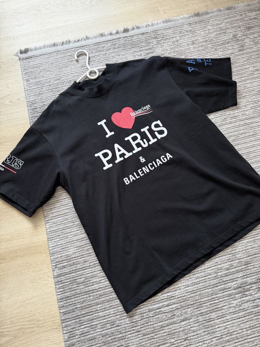 I love paris Balenciaga
