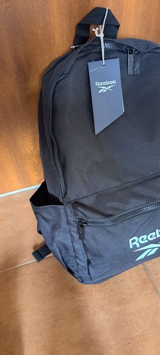 Plecak reebok czarny  z 3 przegrodkami