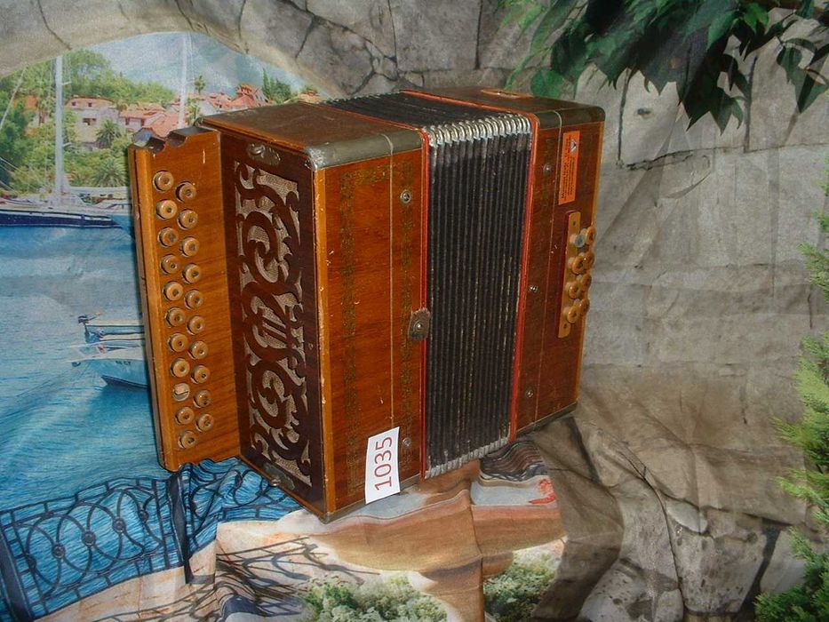 Concertina Avenda N .1035