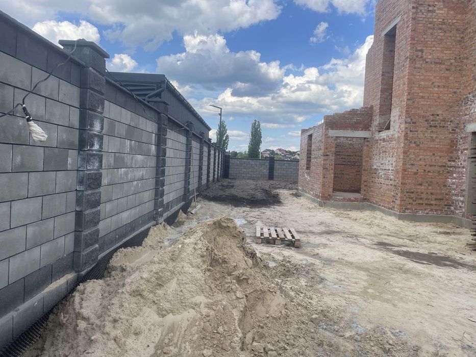 Продаж котеджу в Бармаках ( двоян )
