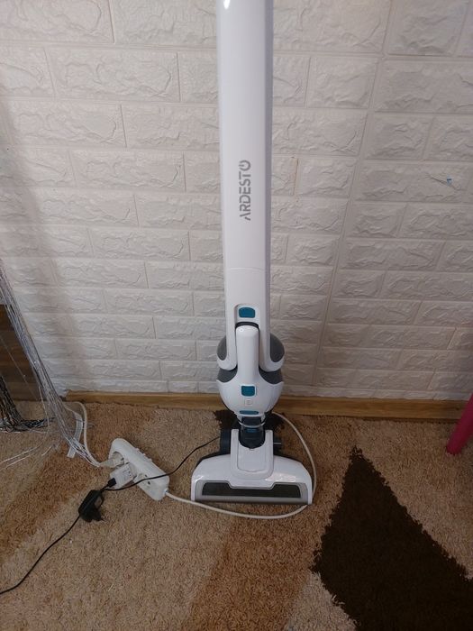Продам пылесос беспроводной ARDESTO