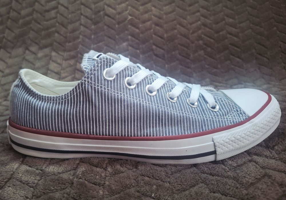 Кеди жіночі Converse Chuck Taylor All Star 40 р.