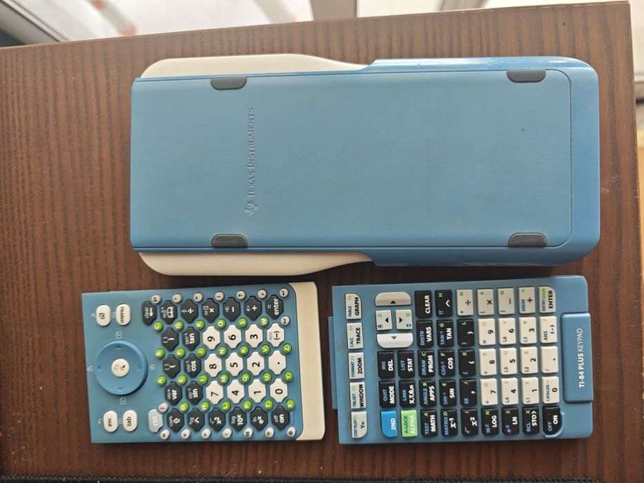 Calculadora Gráfica Texas TI-Nspire + Teclado TI-84 Plus