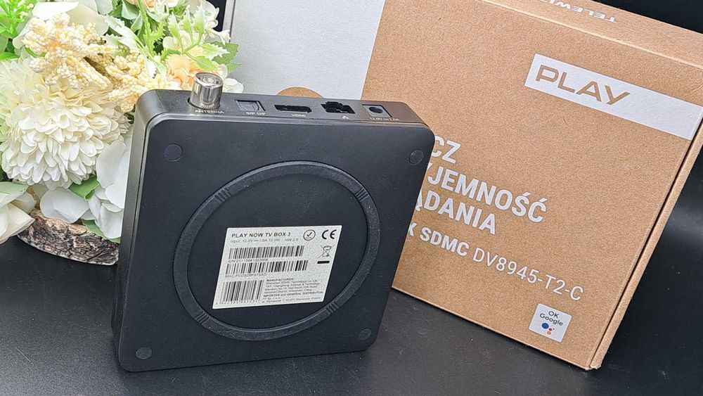 TV BOX PLAY SDMC DV8945-T2-C - Komplet Komis Redi