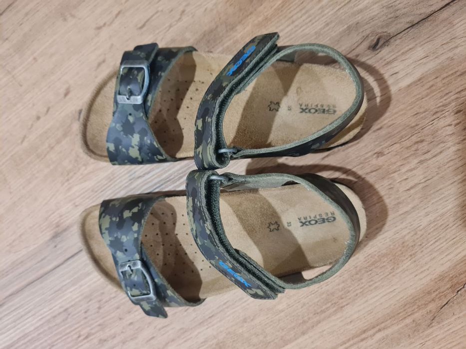 Сандалі босоніжки Geox  р 33 Ecco