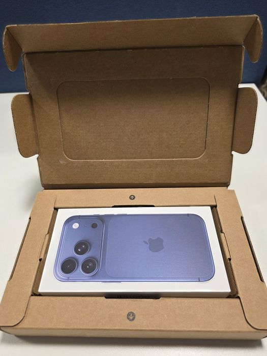 Apple iPhone 17 Pro Deep Blue 512Gb,