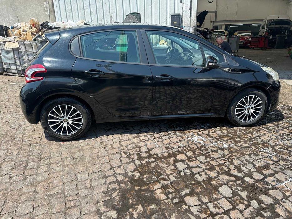 PEUGEOT 208 1.6 Hdi Diesel
