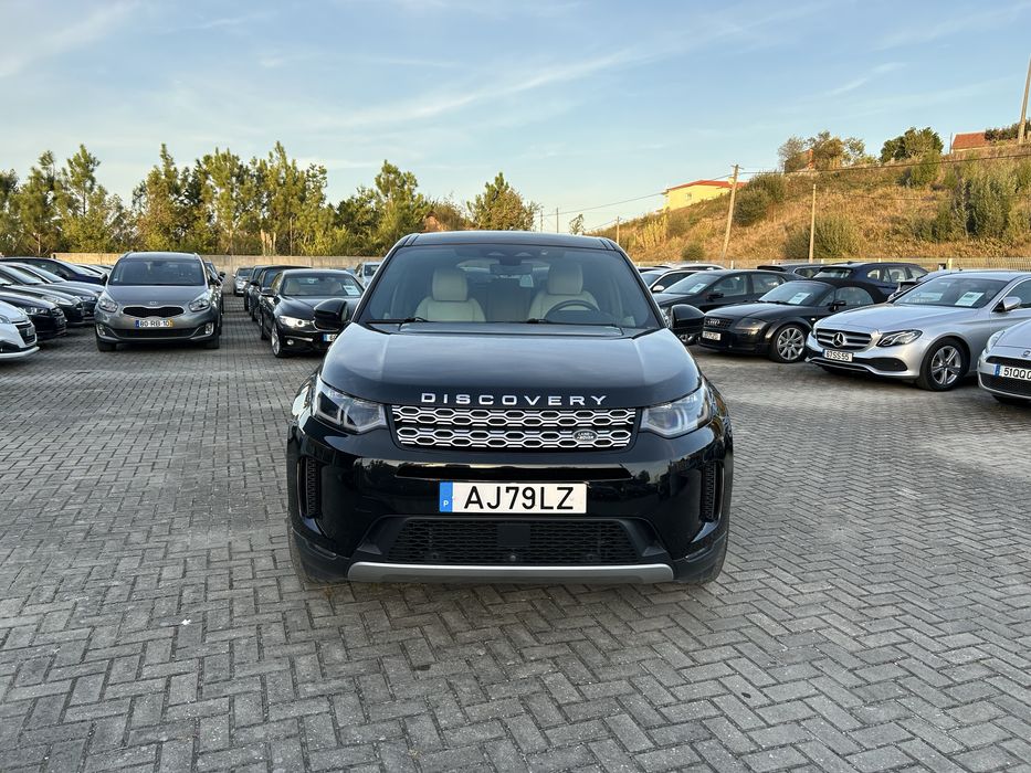 Land Rover Discovery Sport P300e — photo 2