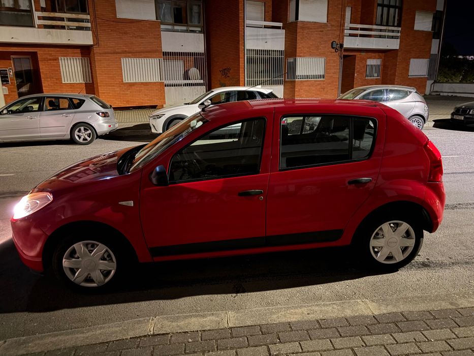 Dacia Sandero clean