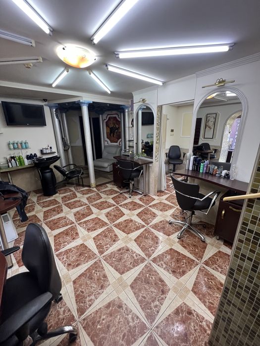 Сдам в аренду место для мастер маникюра педикюра Таирова