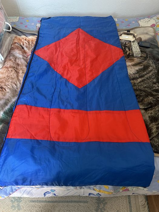 Dois sacos de cama estado novo