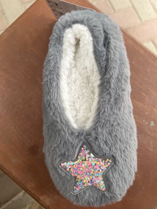 Взуття,домашнє,La Nuit, зірки-блискітки,мʼякі тапочки