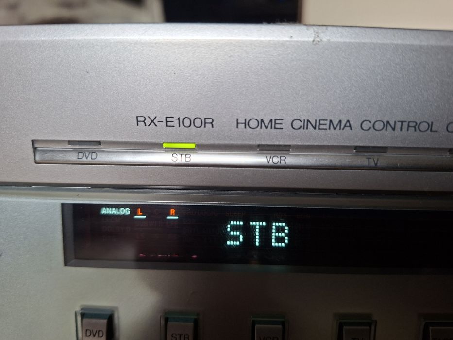 Sprzedam amplituner JVC -RX-E 100 R