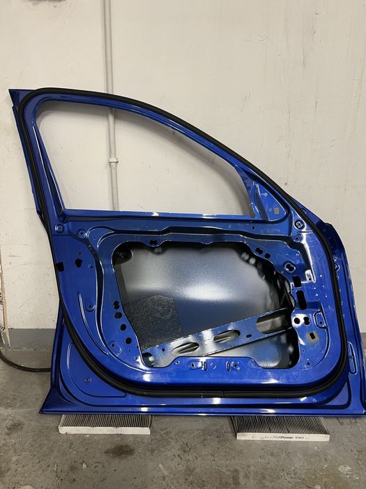 Drzwi przednie lewe bmw g20 g21 c31 uszkodzone